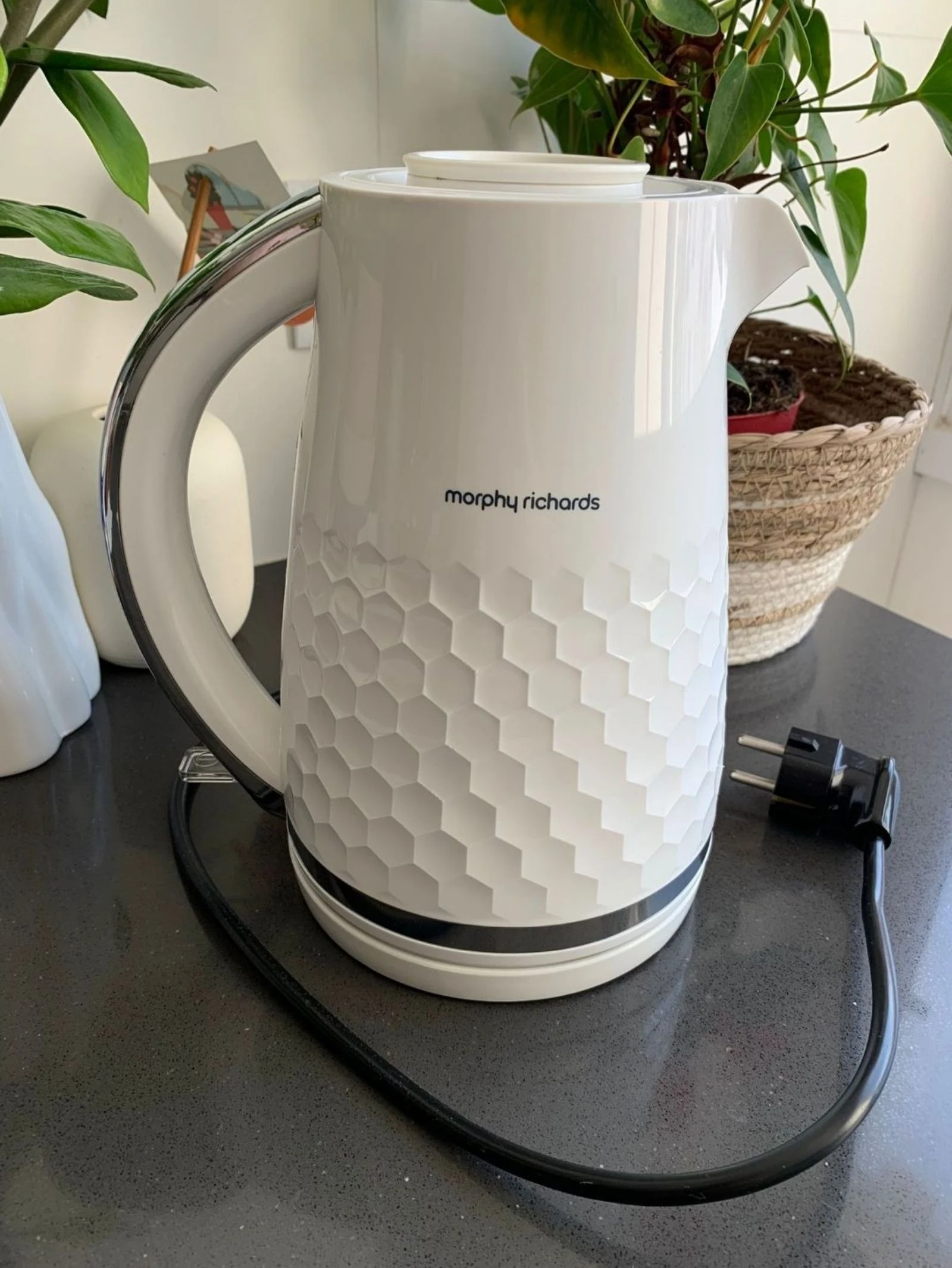 Morphy Richards White Kettle